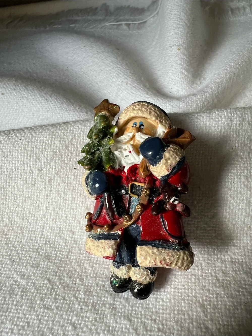 Vintage Christmas Santa Claus Christmas Tree Holiday Brooch Pin